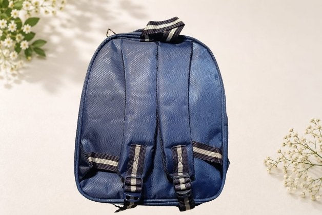 FOOTBALL 3D VIEW 14 INCH SCHOOL BAG FOR BOYS | KIDS LIGHTWEIGHT & STYLISH BAG